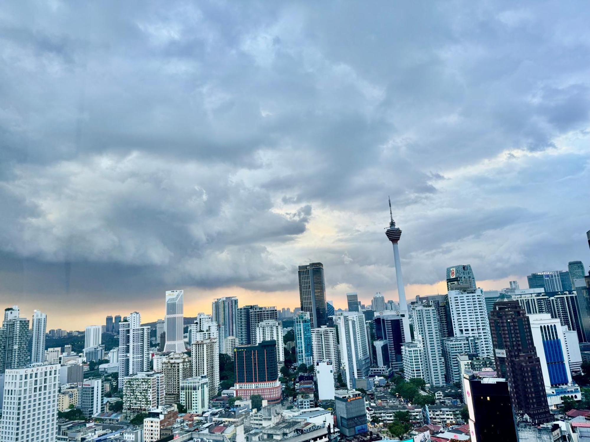 Klcc Suites At Axon By Skypool Kuala Lumpur Zewnętrze zdjęcie